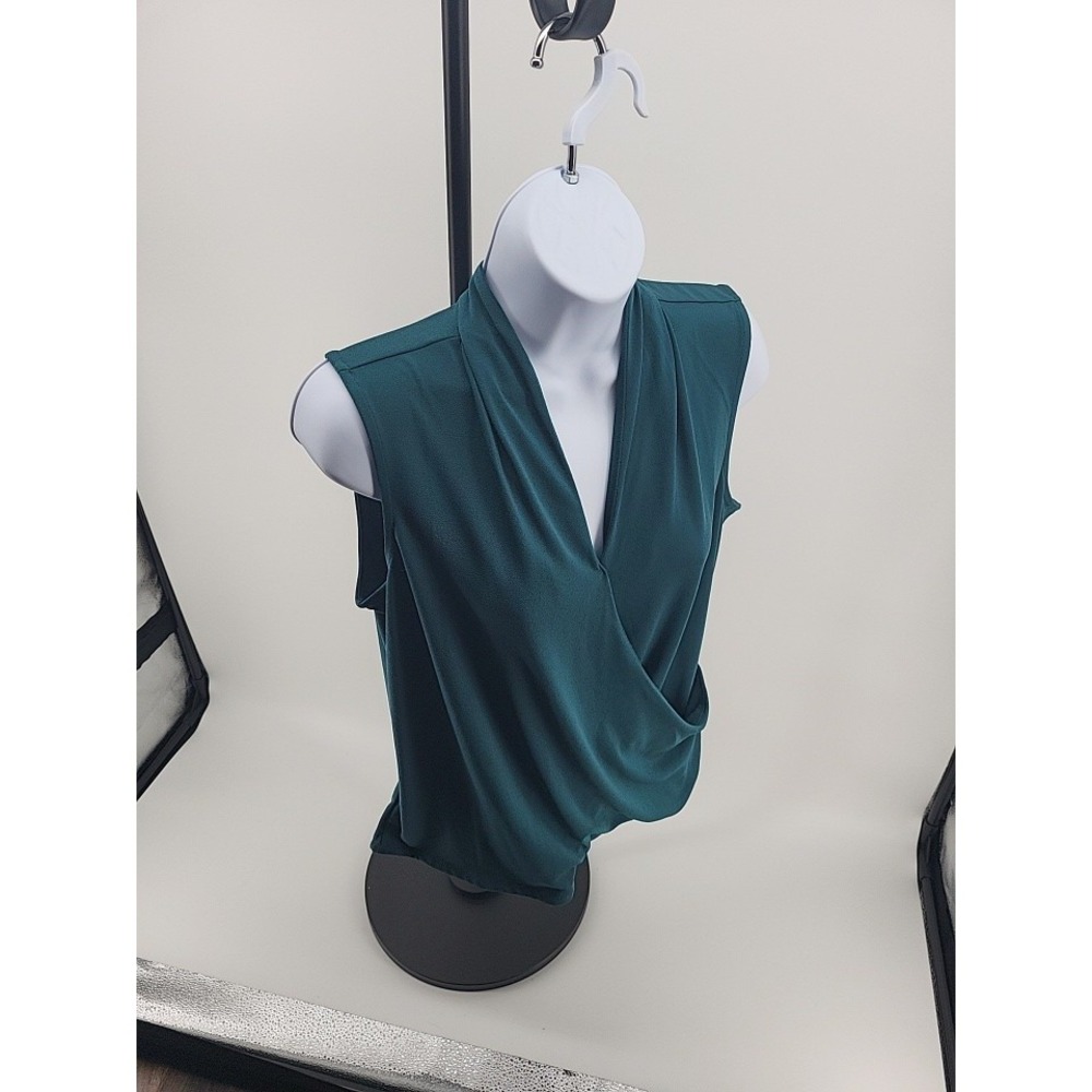 Adrianna Papell Chic Sleeveless Drape Front Top Natural New Ruched Layer‎